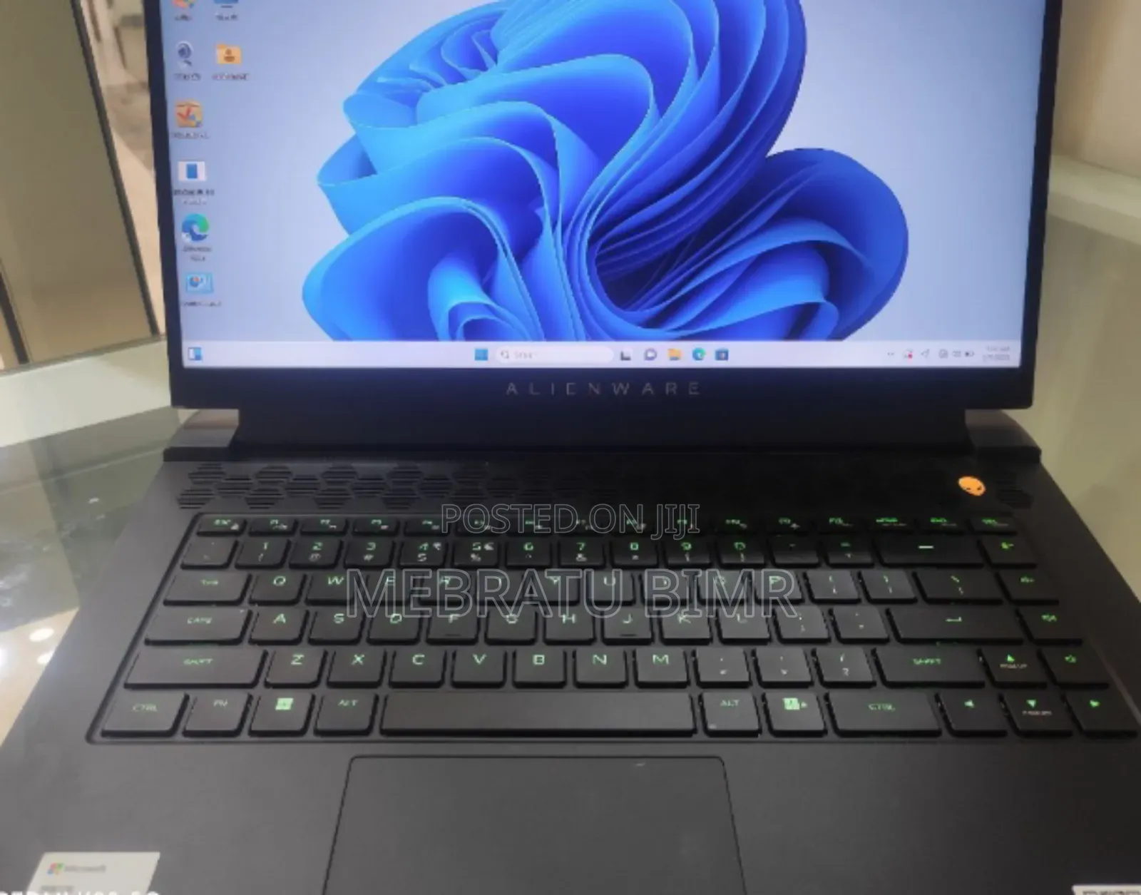 New Laptop Alienware M15 R3 16GB AMD Ryzen 7 SSD 512GB