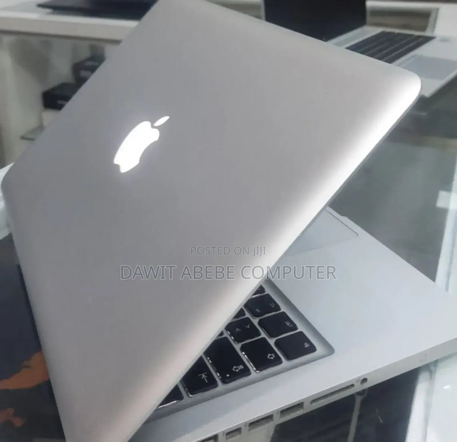 New Laptop Apple MacBook Pro 2012 4GB Intel Core I5 SSD 128GB