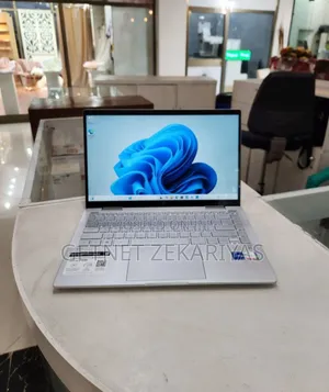 New Laptop HP Envy X360 8GB Intel Core I5 SSD 512GB