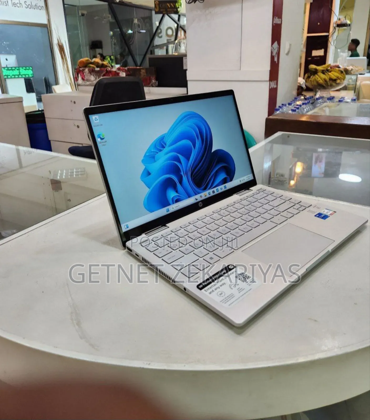 New Laptop HP Envy X360 8GB Intel Core I5 SSD 512GB