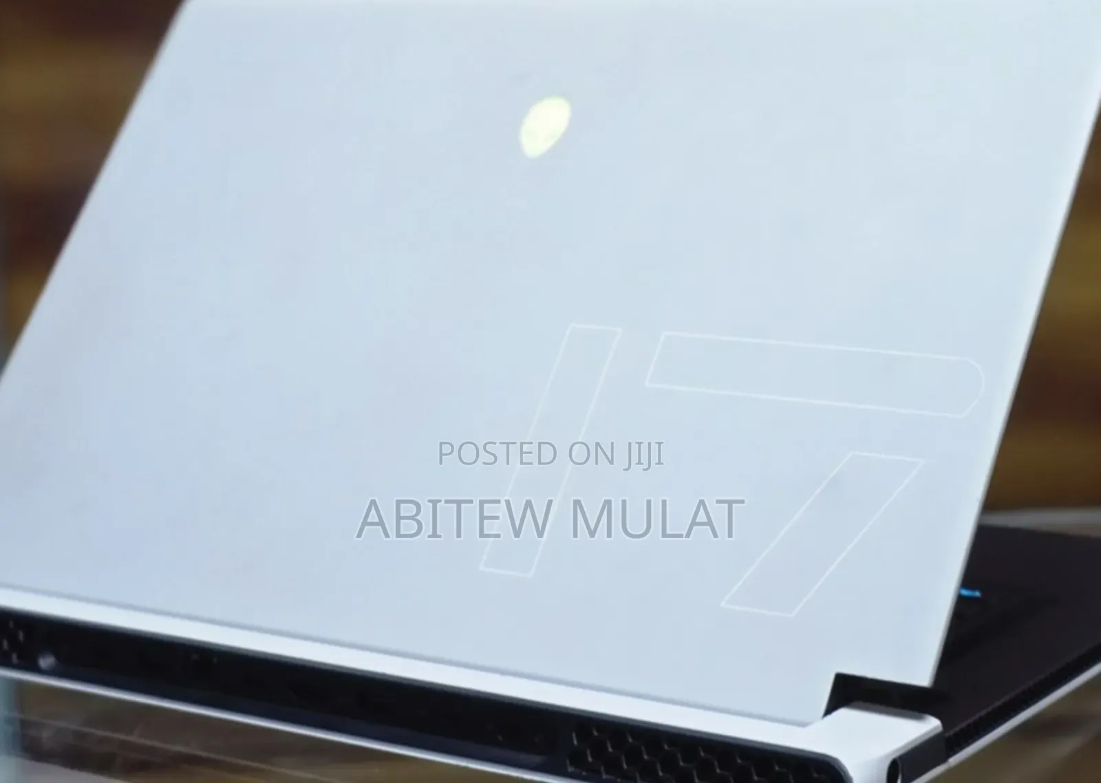 New Laptop Alienware M17x R2 16GB Intel Core I7 SSD 1T