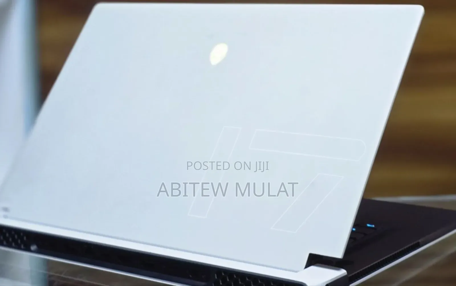 New Laptop Alienware M17x R2 16GB Intel Core I7 SSD 1T