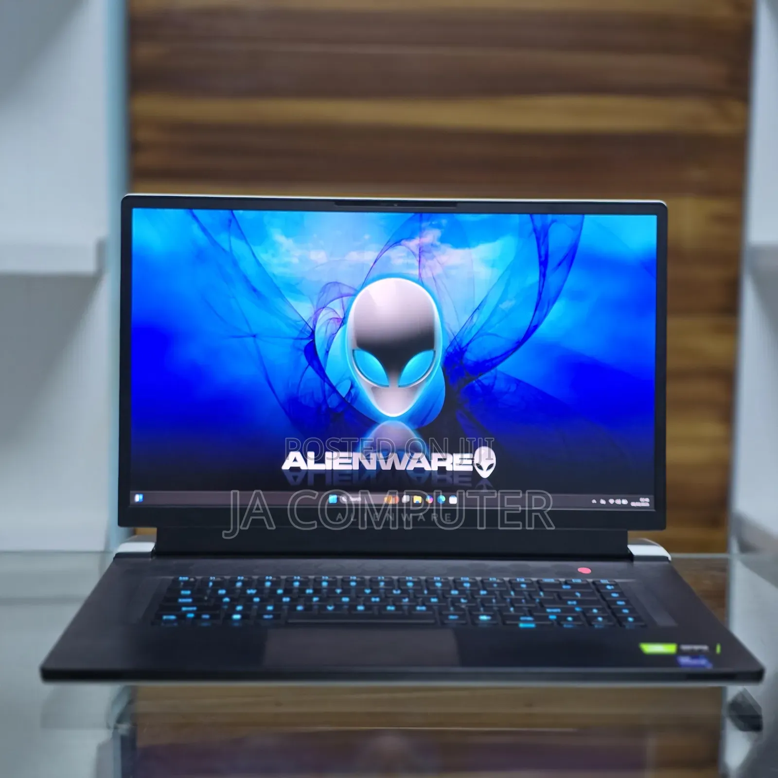 New Laptop Alienware Area-51m 16GB Intel Core I7 SSD 1T