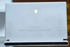 New Laptop Dell Alienware X17 R1 16GB Intel Core i7 SSD 1T