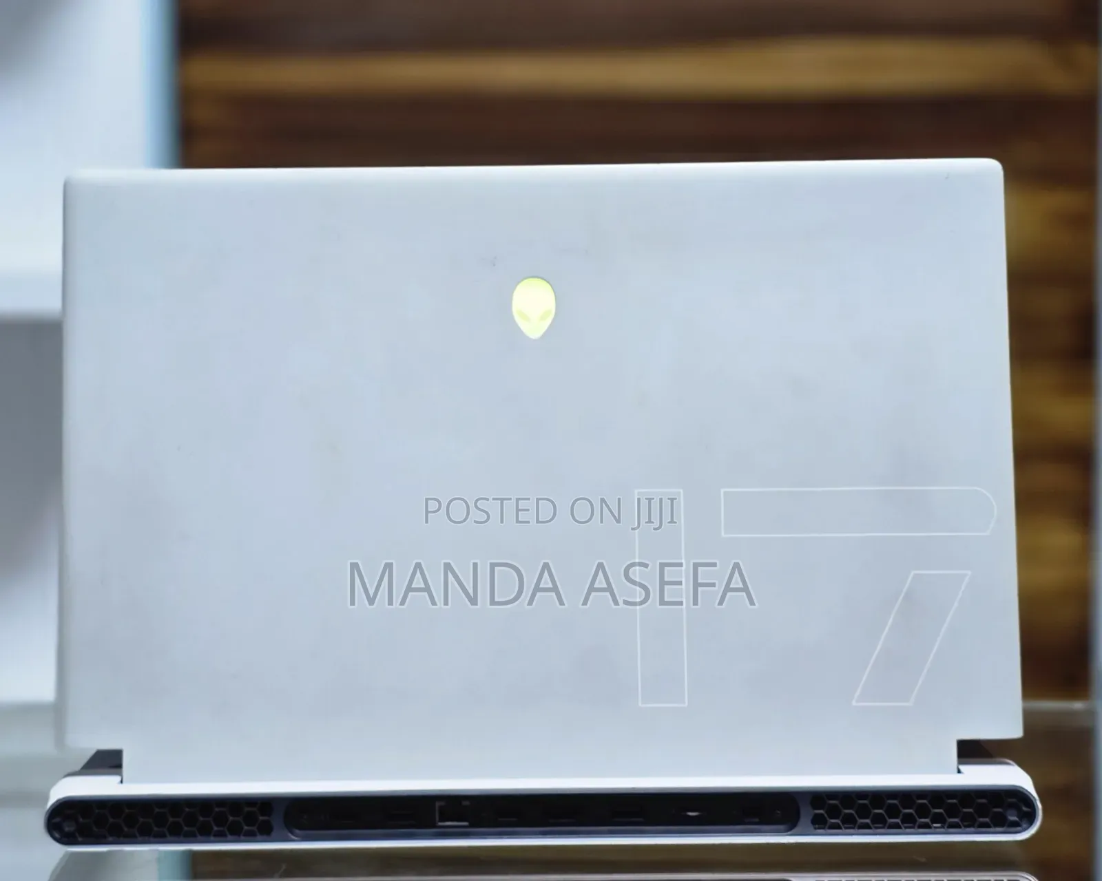 New Laptop Alienware M17x R2 8GB Intel Core I7 SSD 1T