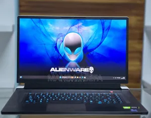 New Laptop Alienware M17x R2 8GB Intel Core I7 SSD 1T