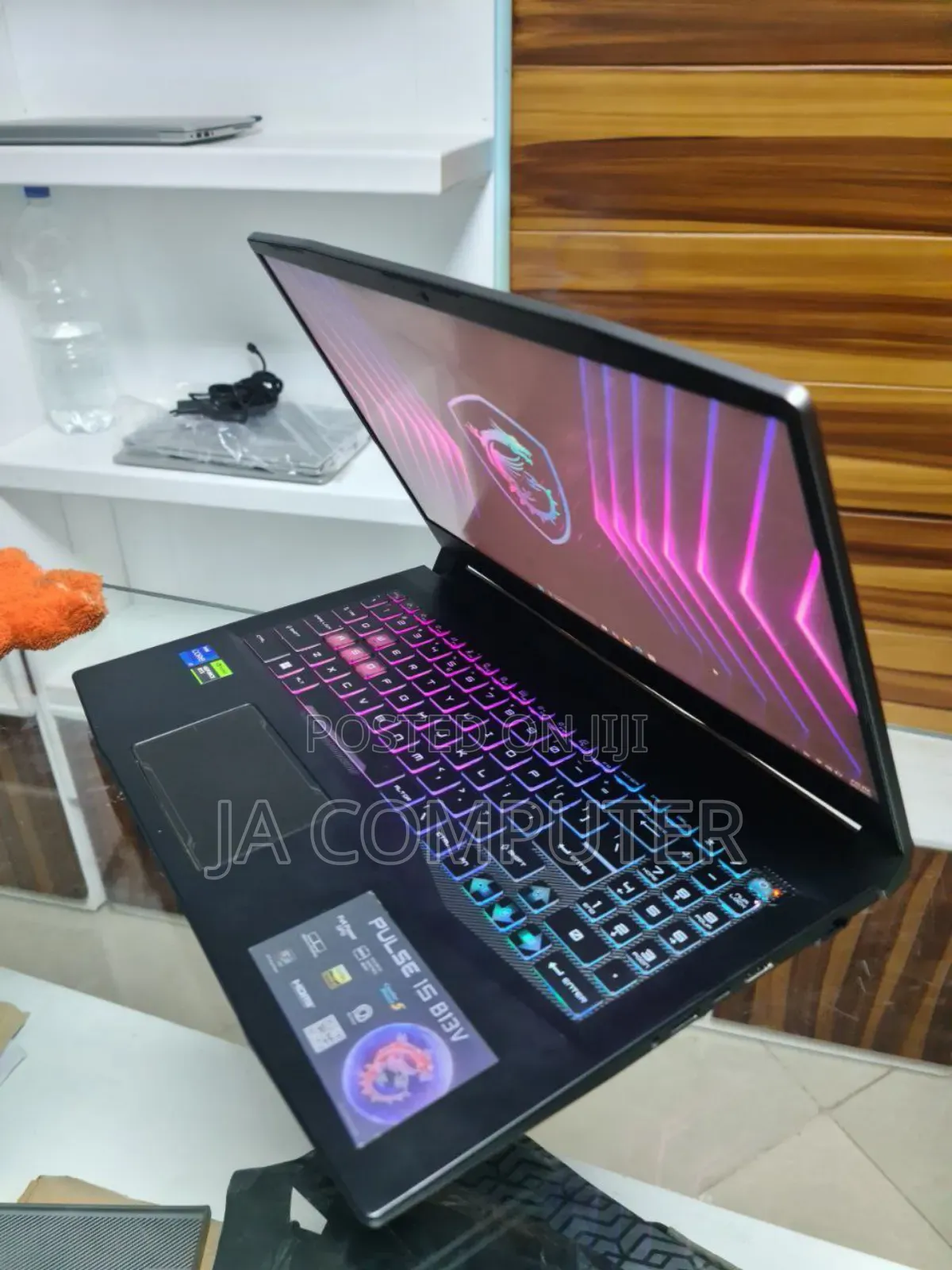 New Laptop MSI Pulse GL66 16GB Intel Core I7 SSD 512GB