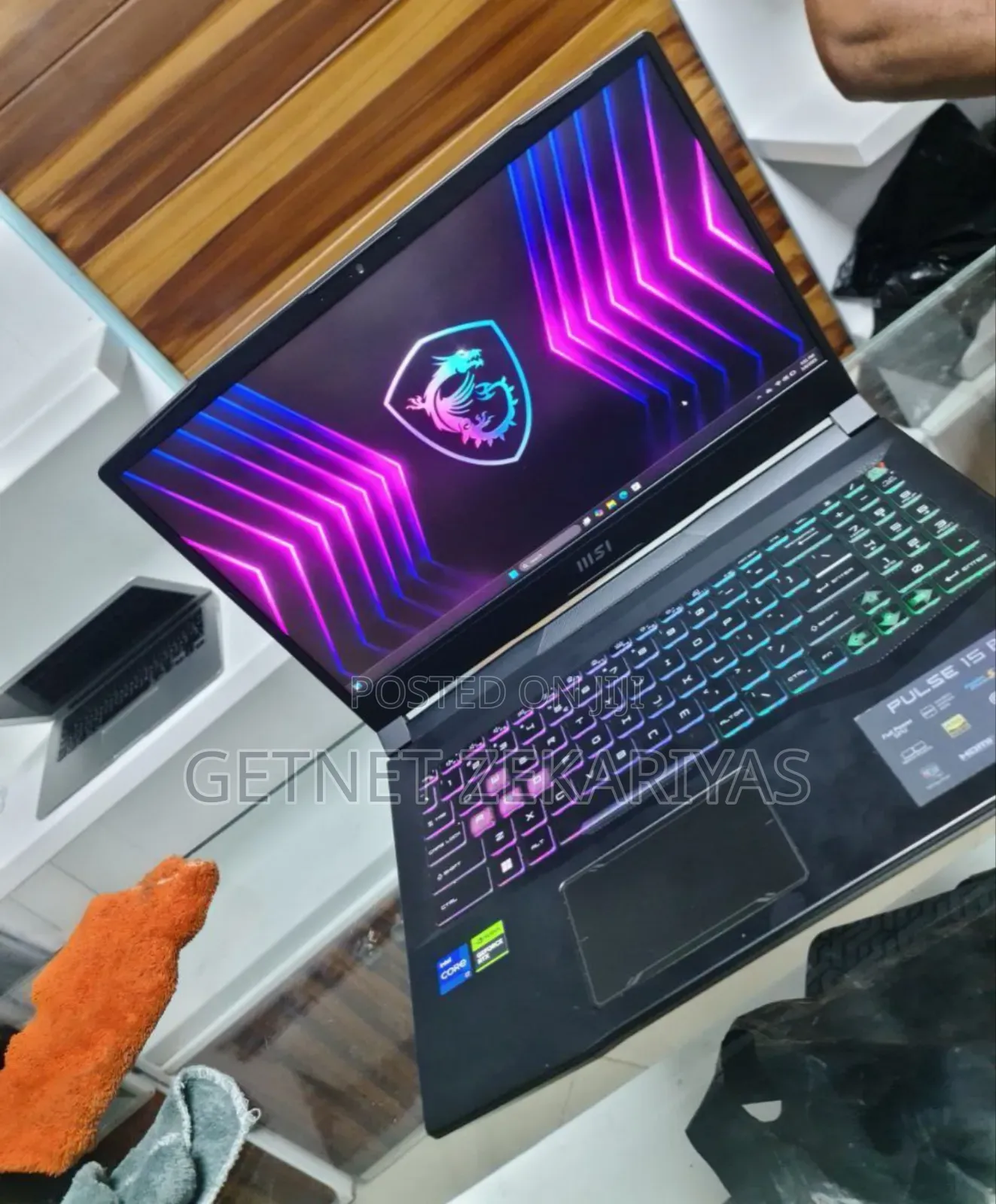 New Laptop MSI Pulse GL66 16GB Intel Core I7 SSD 512GB