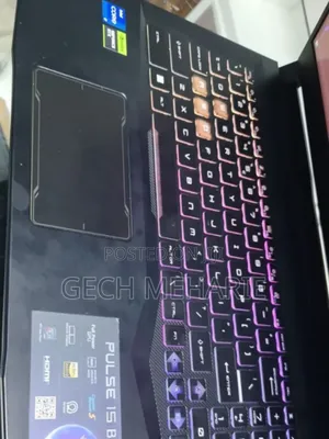 New Laptop MSI Pulse GL66 16GB Intel Core I7 SSD 512GB