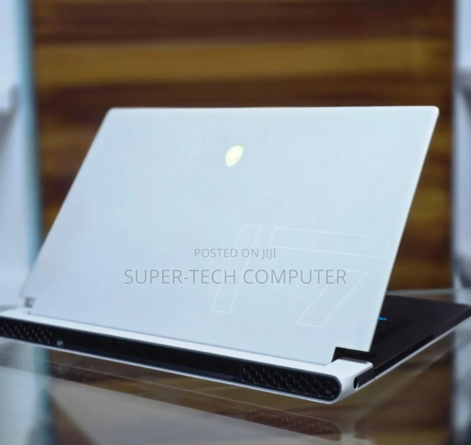 New Laptop Alienware M17x R2 16GB Intel Core I7 SSD 1T