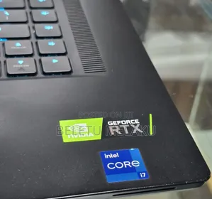 New Laptop Alienware M17x R2 16GB Intel Core I7 SSD 1T