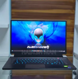 New Laptop Alienware M17x R2 16GB Intel Core I7 SSD 1T