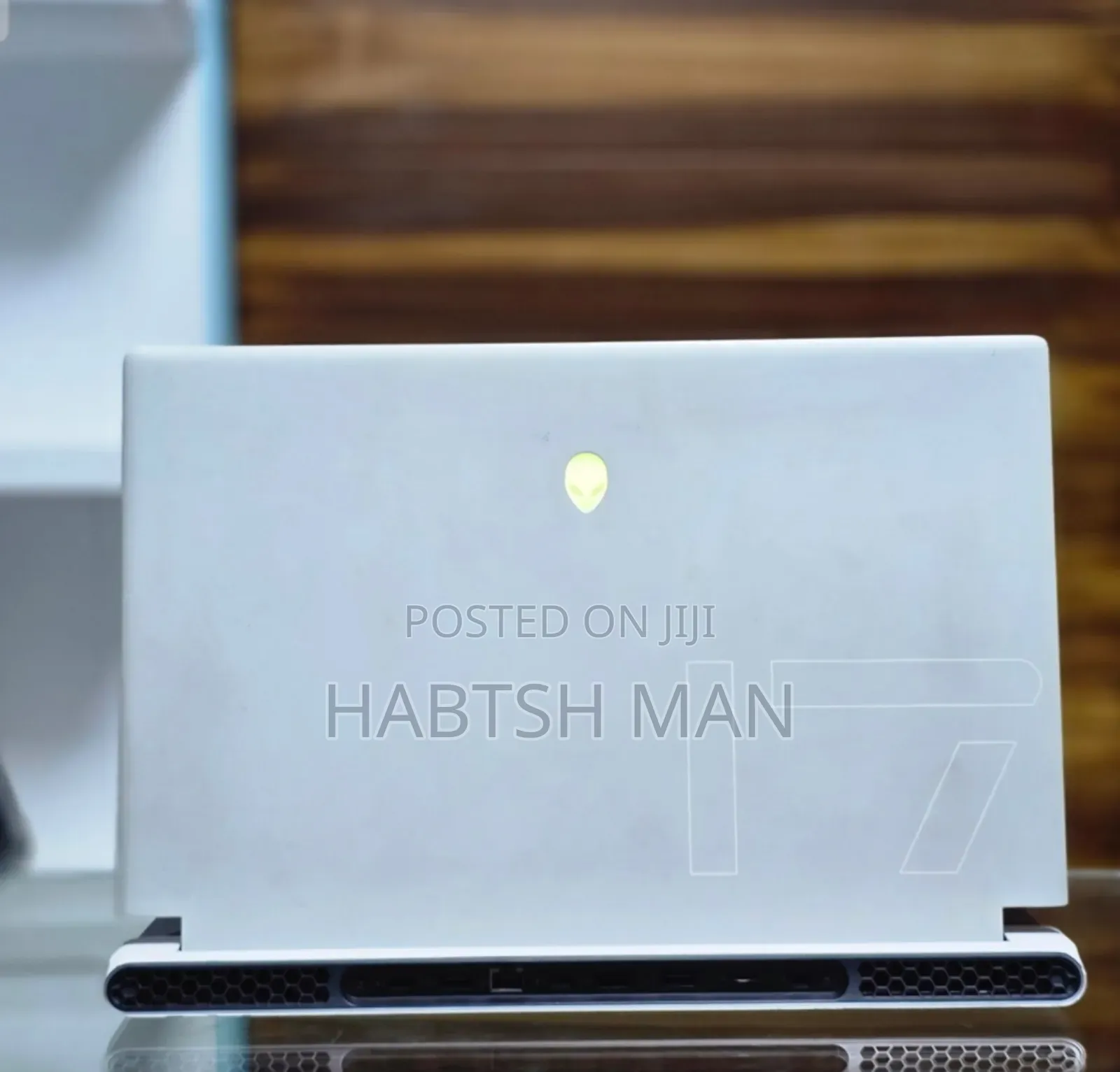 New Laptop Alienware M17x R2 16GB Intel Core I7 SSD 1T