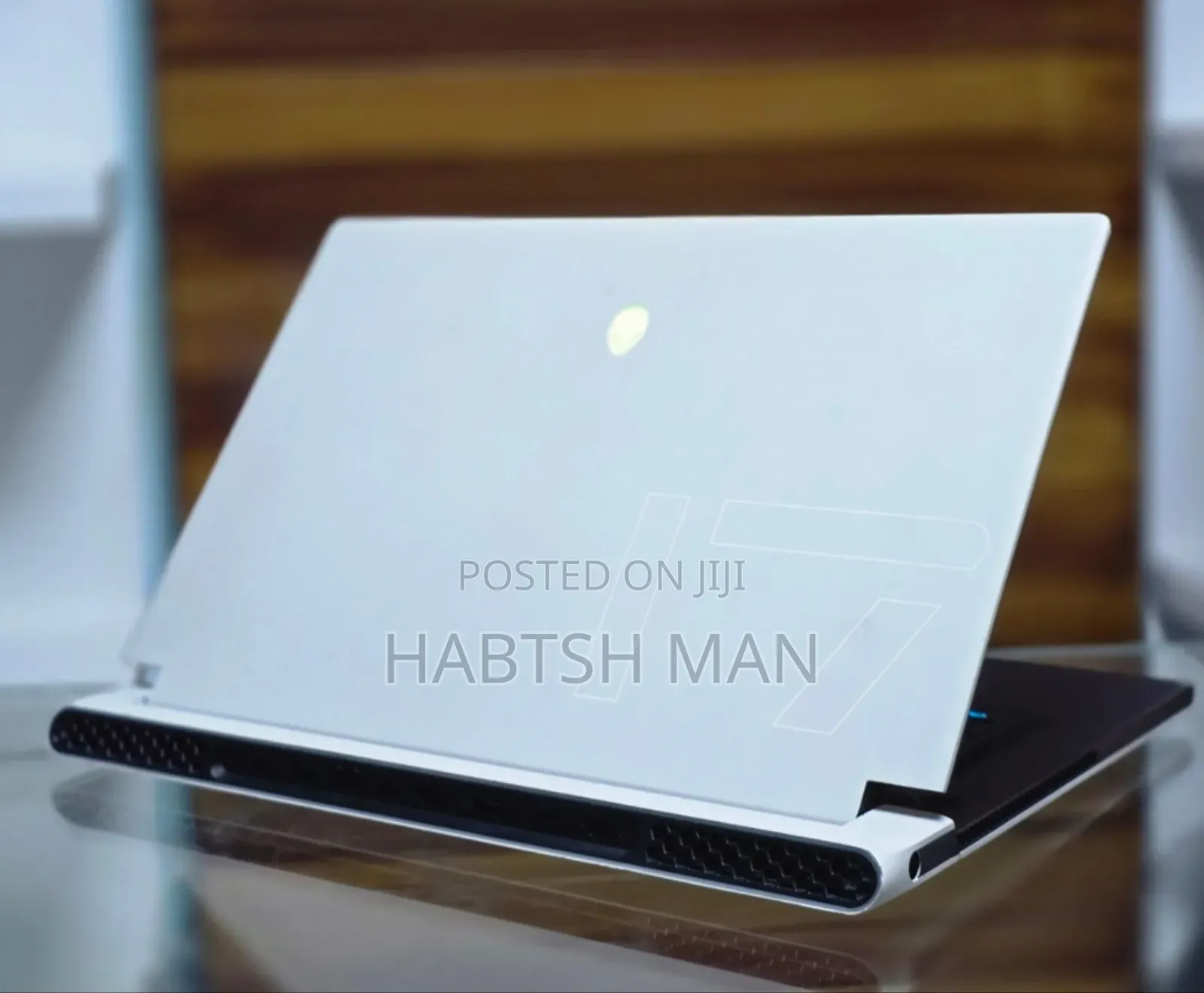 New Laptop Alienware M17x R2 16GB Intel Core I7 SSD 1T