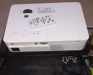 Photo - Sony VPL-Dx 221 Projector 2pcs Available