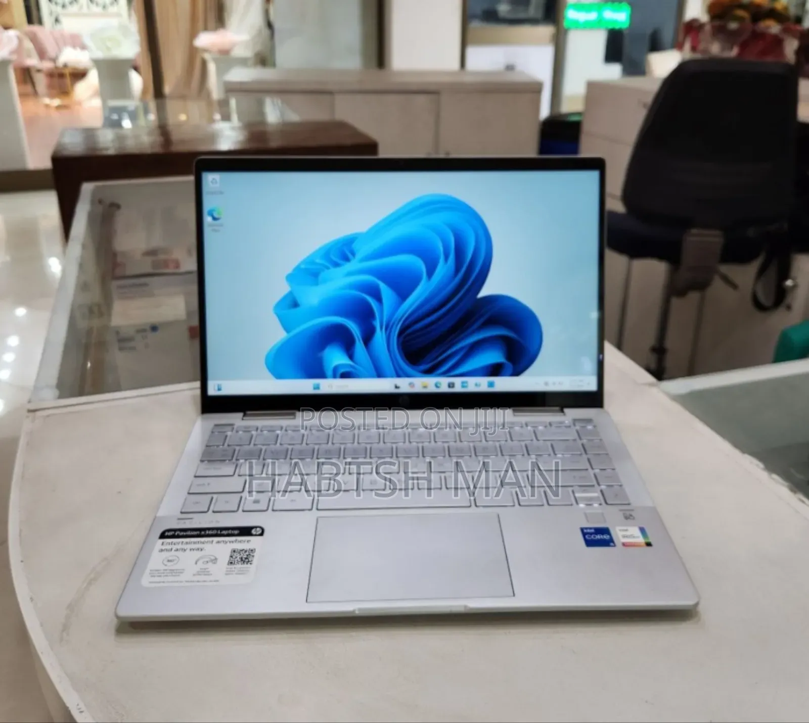 New Laptop HP Pavilion 13 X360 8GB Intel Core I5 SSD 512GB