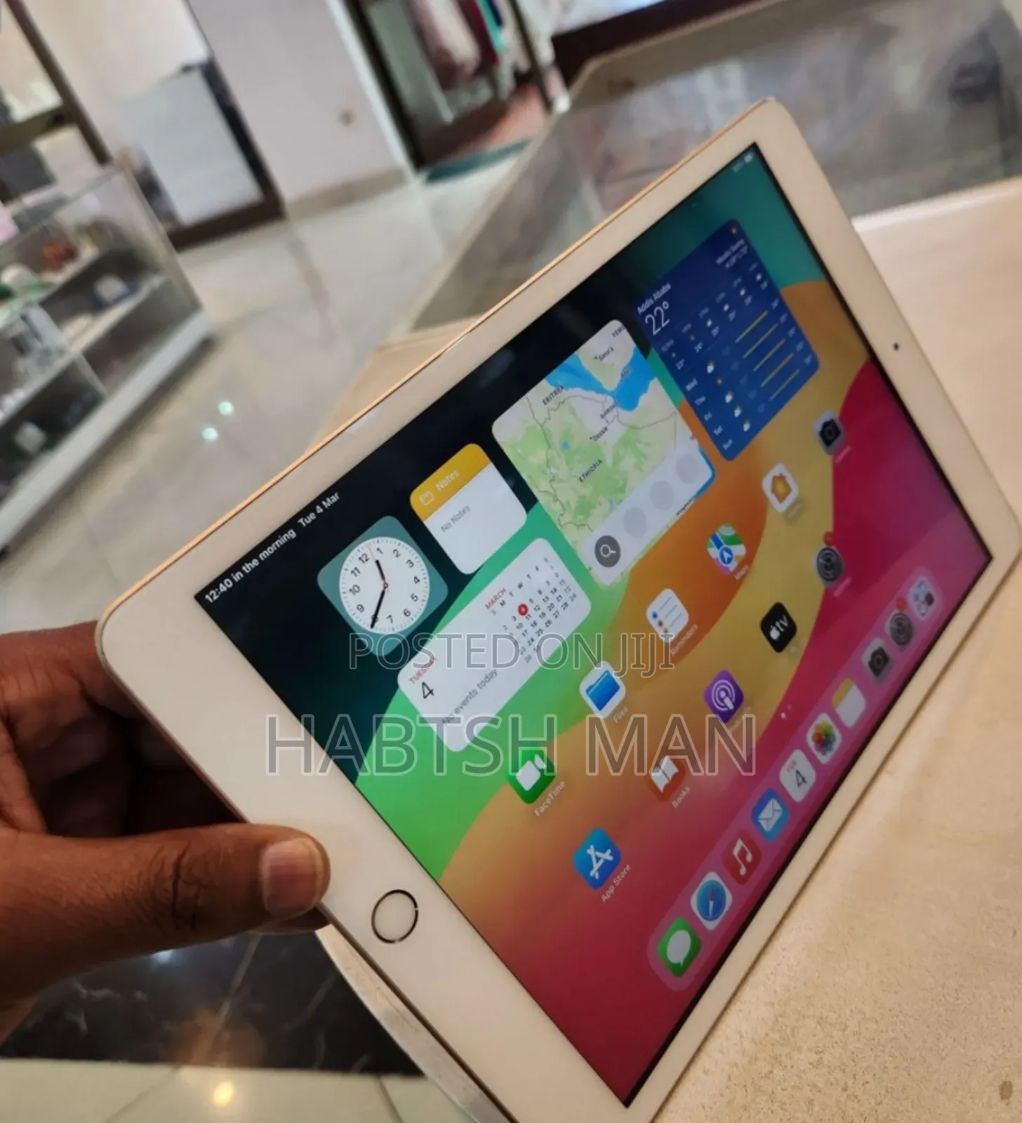 New Apple iPad 10.2 (2019) 128 GB Gray