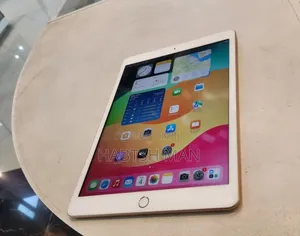 New Apple iPad 10.2 (2019) 128 GB Gray