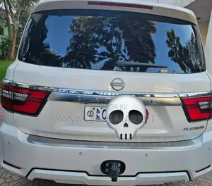 Nissan Patrol 2023 White