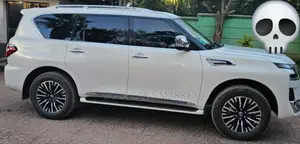 Nissan Patrol 2023 White