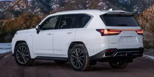 New Lexus LX 2023 White
