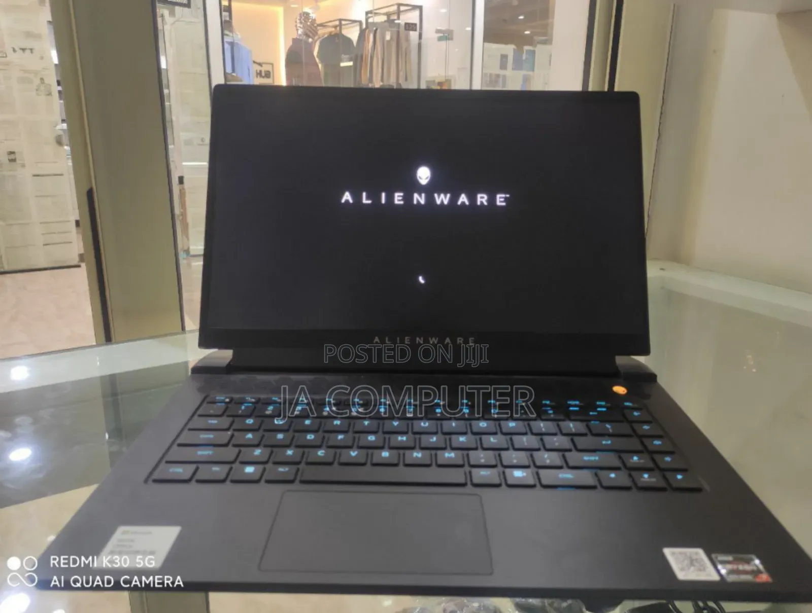 New Laptop Alienware M17x R2 16GB AMD Ryzen 7 SSD 512GB