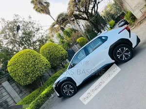 Toyota bZ4X 2022 White