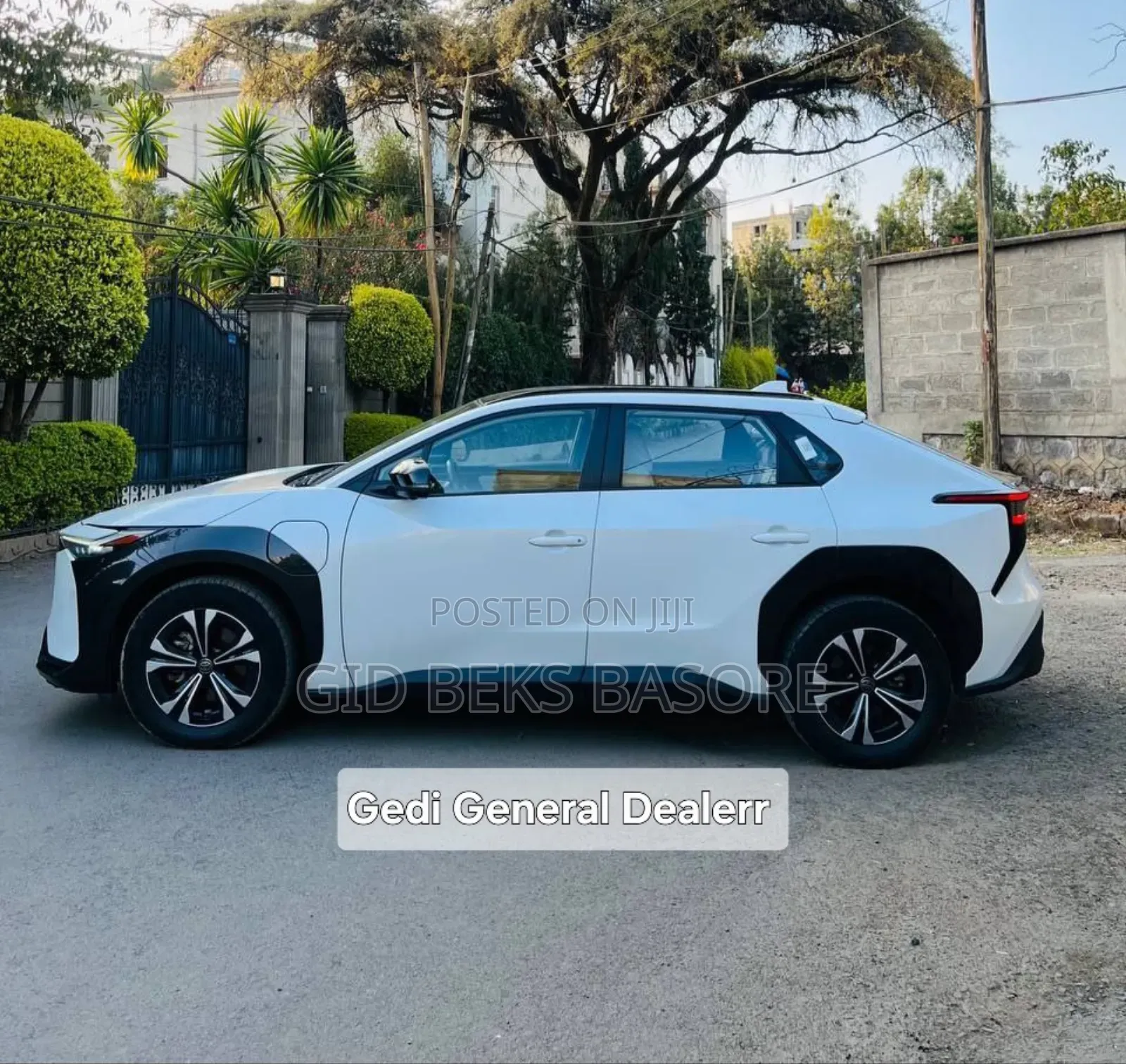 Toyota bZ4X 2022 White