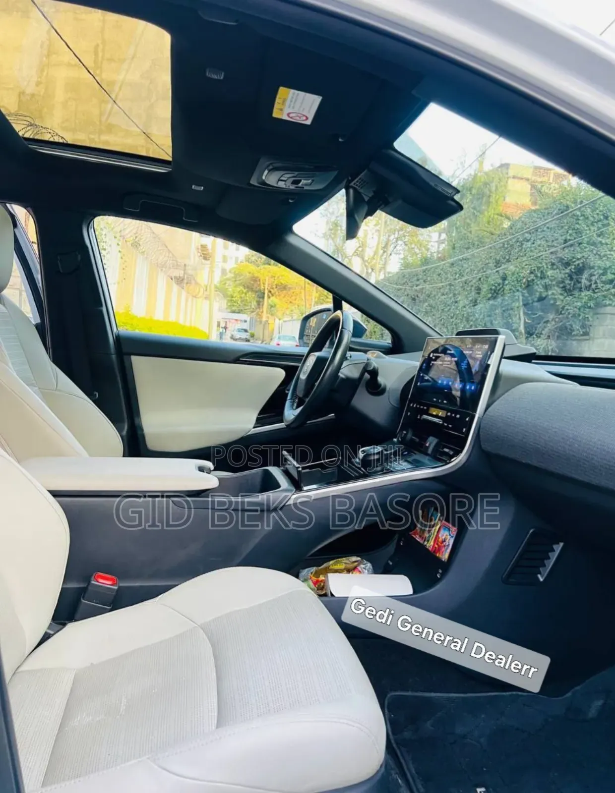 Toyota bZ4X 2022 White