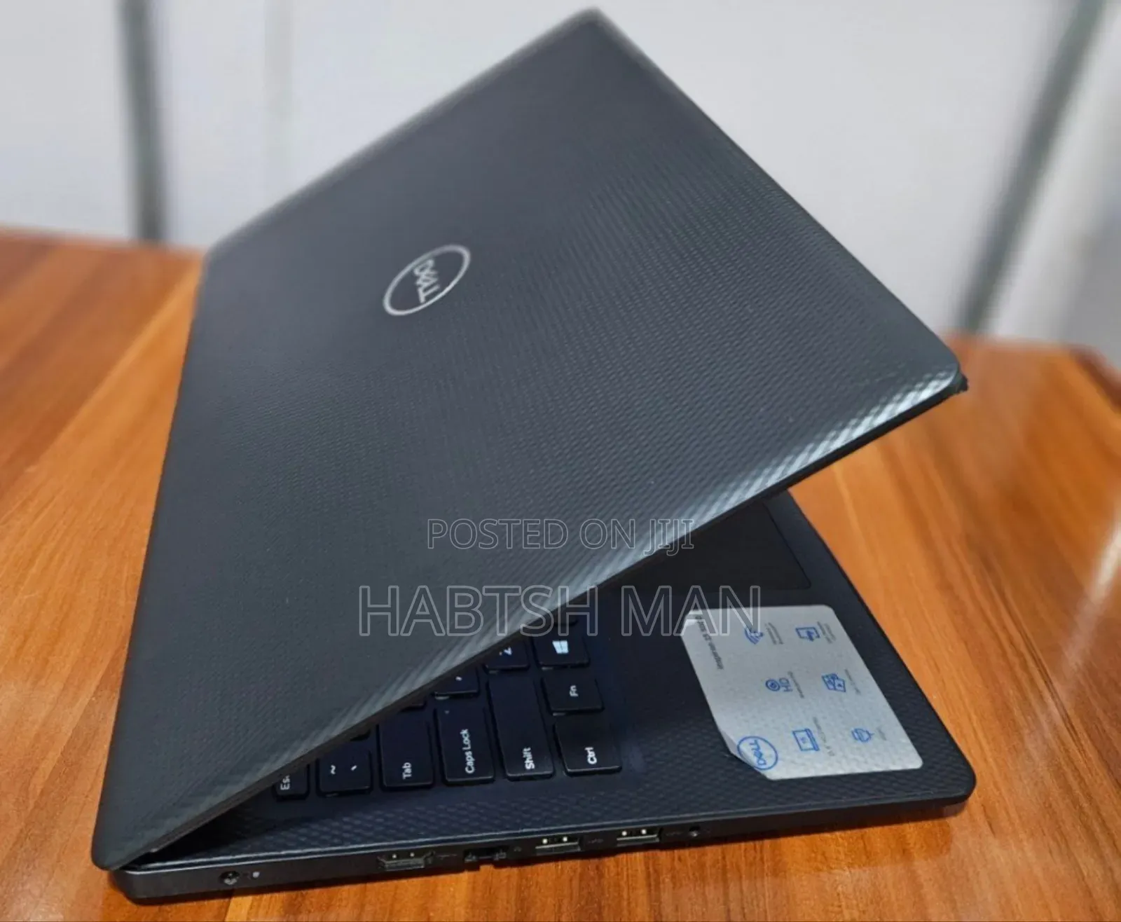 New Laptop Dell Inspiron 15 8GB Intel Core I5 SSD 1T