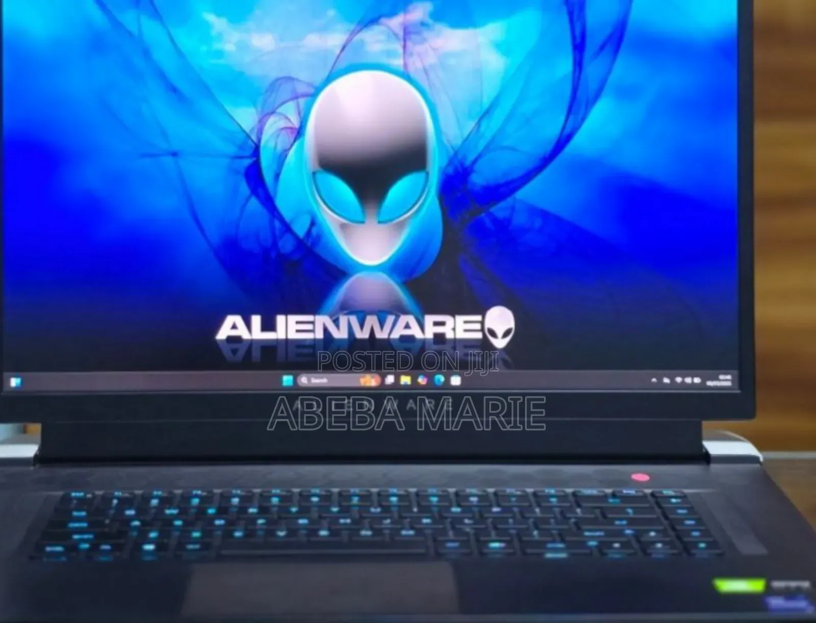 New Laptop Alienware M17x R2 16GB Intel Core I7 SSD 1T