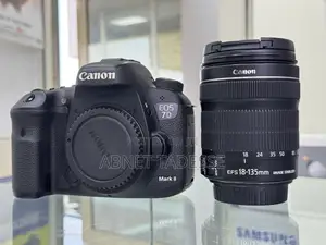 Photo - Canon 7d Mark 2 With 18-135mm Lens