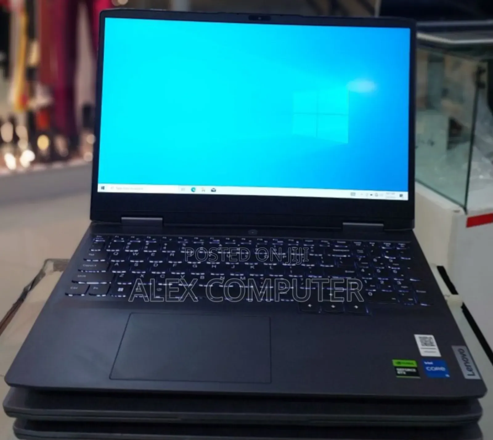 New Laptop Lenovo LOQ 15ARP9 16GB Intel Core I5 SSD 512GB