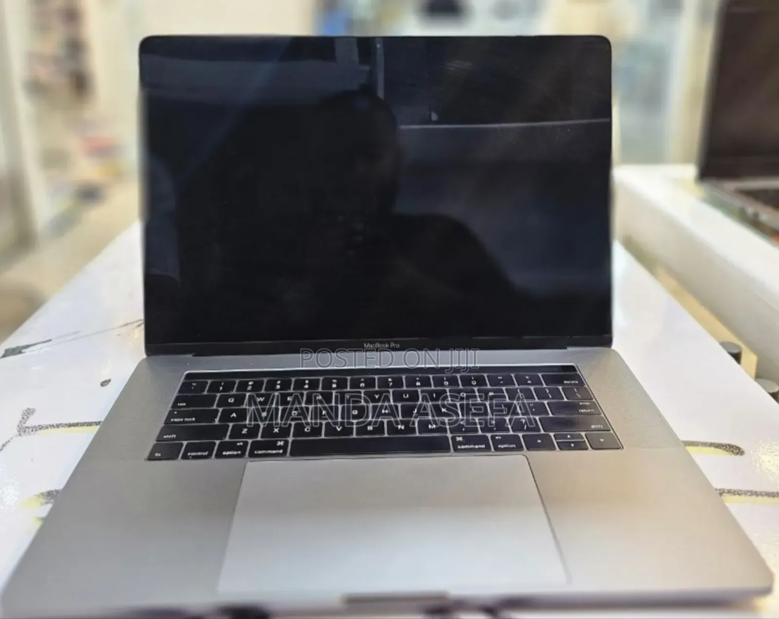 New Laptop Apple MacBook Pro 2016 16GB Intel Core I7 SSD 512GB