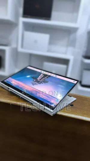 New Laptop HP Envy X360 8GB Intel Core I7 SSD 512GB
