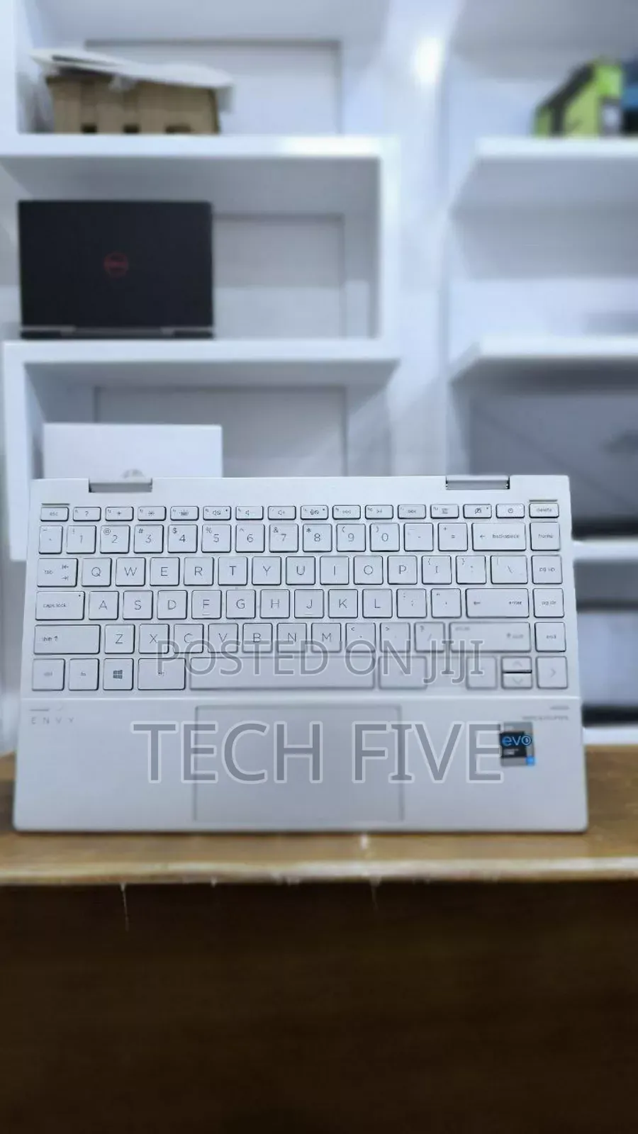 New Laptop HP Envy X360 8GB Intel Core I7 SSD 512GB