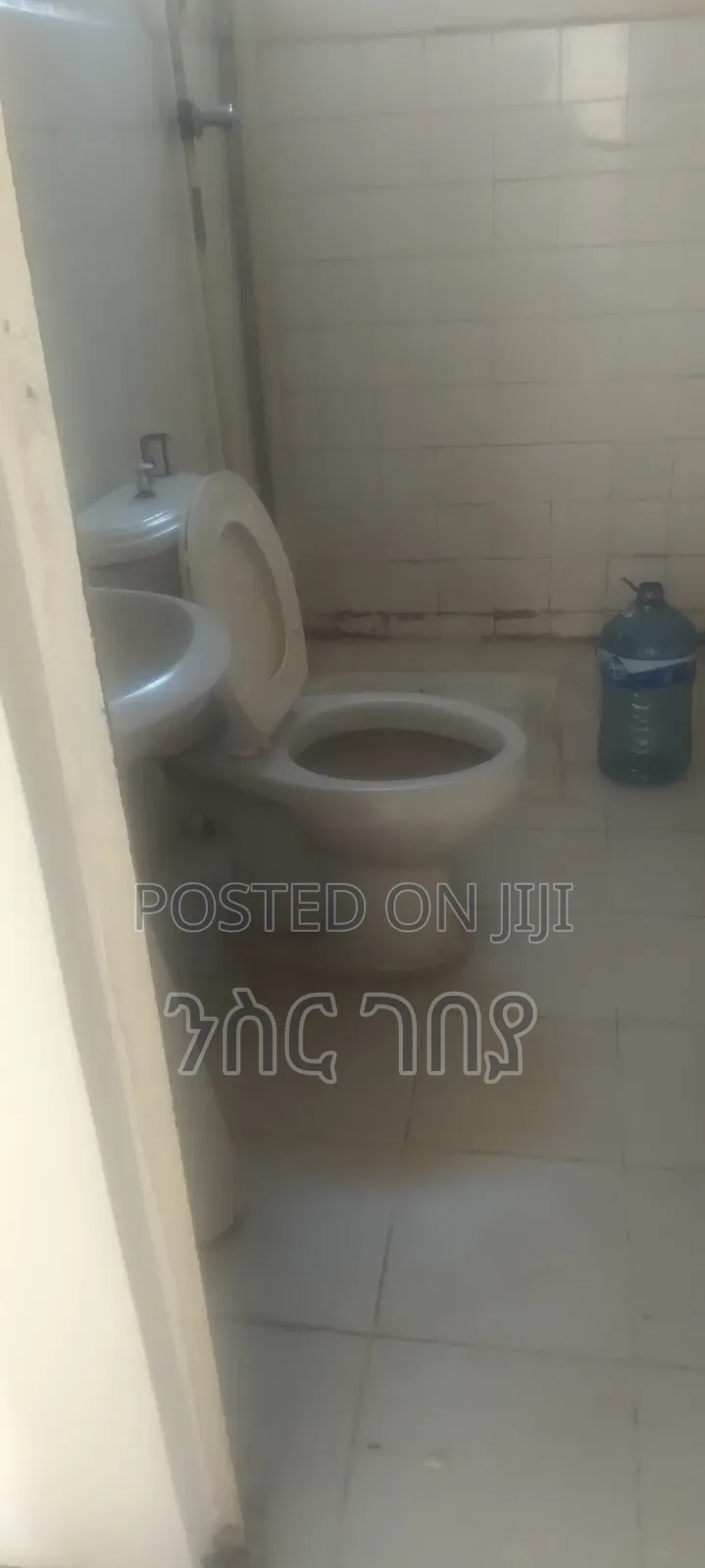 Furnished 2bdrm Condo in Ayat 49, Yeka for rent