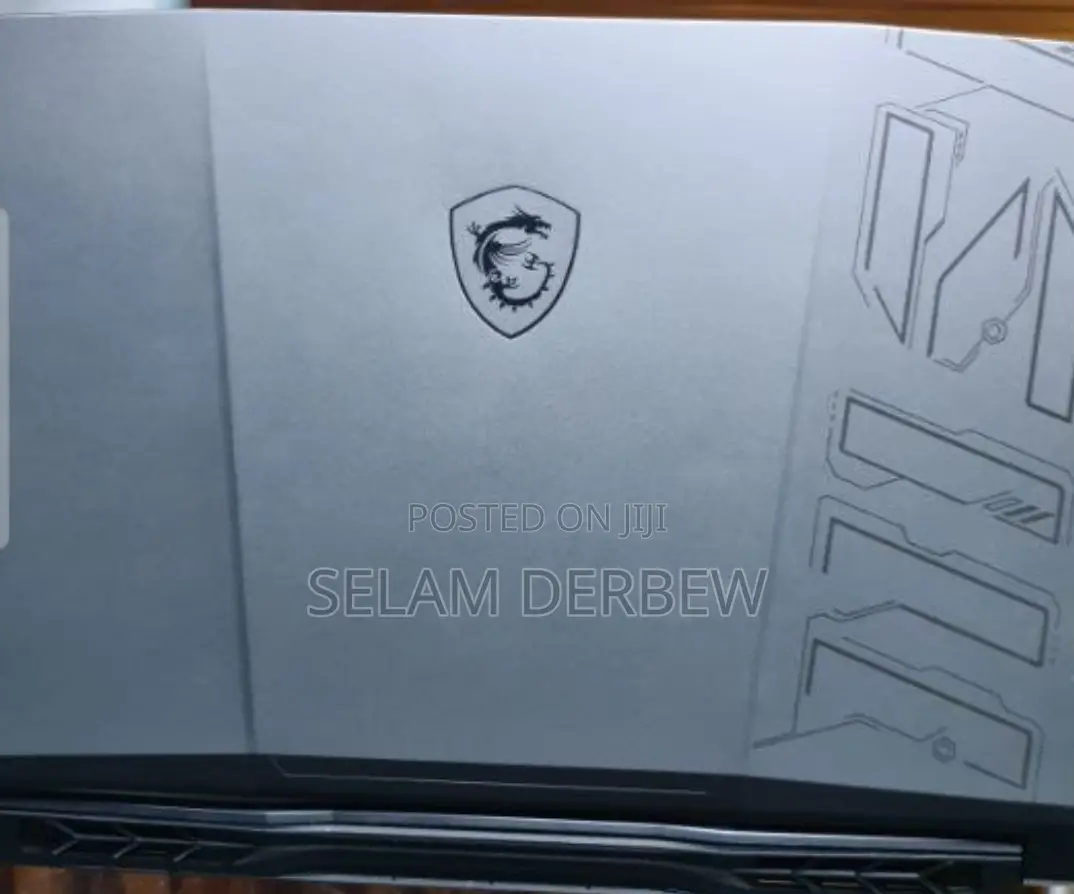 New Laptop MSI Pulse GL76 16GB Intel Core I7 SSD 512GB