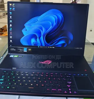New Laptop Asus ROG Zephyrus G15 16GB Intel Core I7 SSD 1T