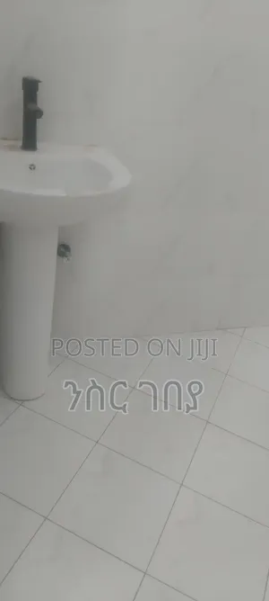 Furnished 2bdrm Condo in Ayat 49, 40/60, Yeka for rent