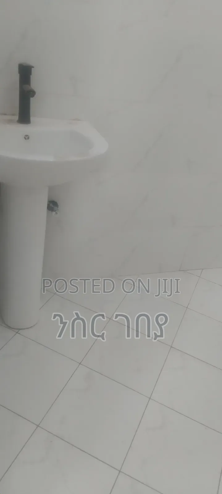 Furnished 2bdrm Condo in Ayat 49, 40/60, Yeka for rent