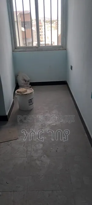 Furnished 2bdrm Condo in Ayat Mekedonia, Yeka for rent