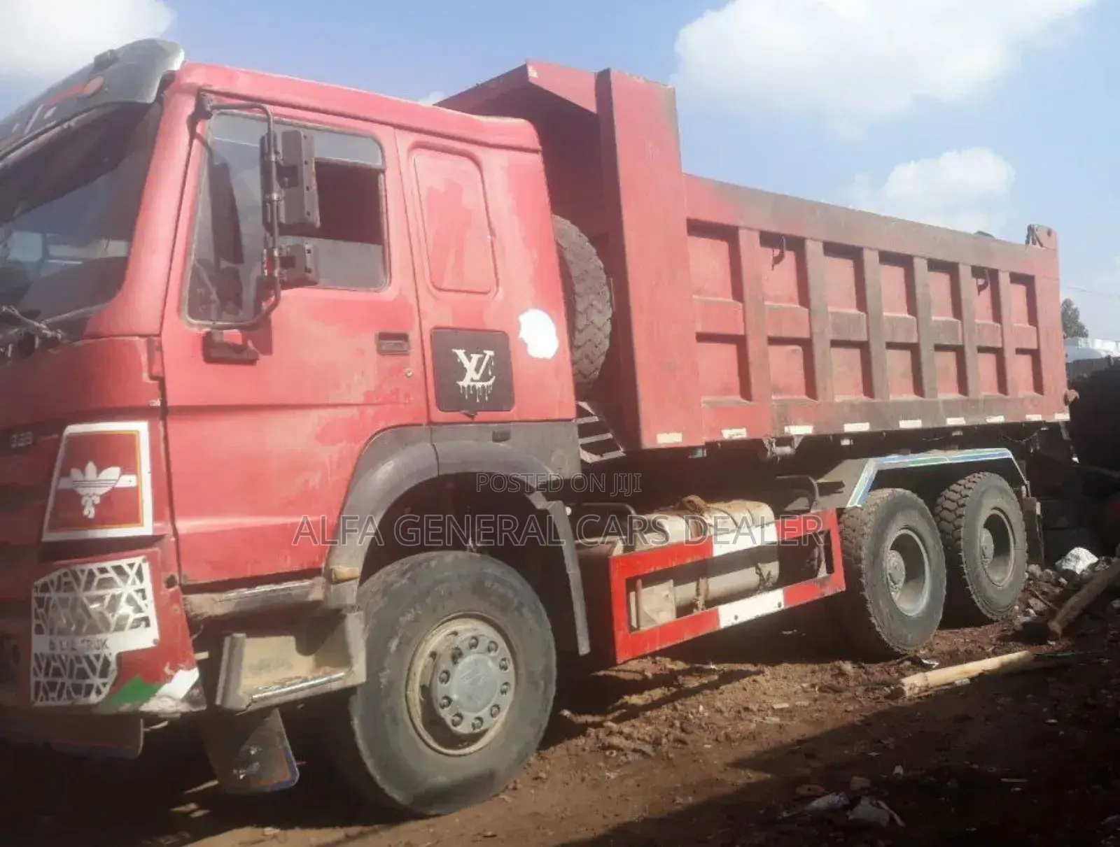 Sino ገልባጭ
•2016
•82 ሽ ታርጋ