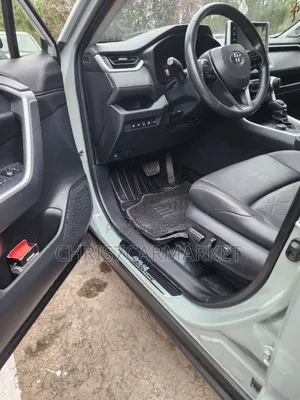 Toyota RAV4 Adventure AWD 2023 Green