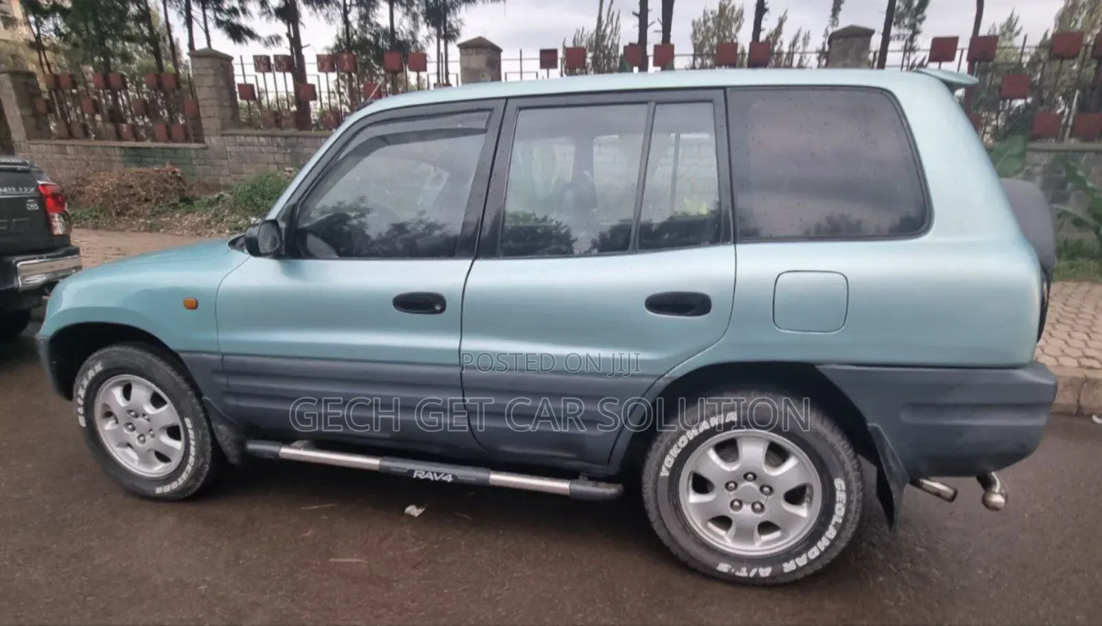 Toyota RAV4 1997 Blue