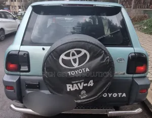 Toyota RAV4 1997 Blue