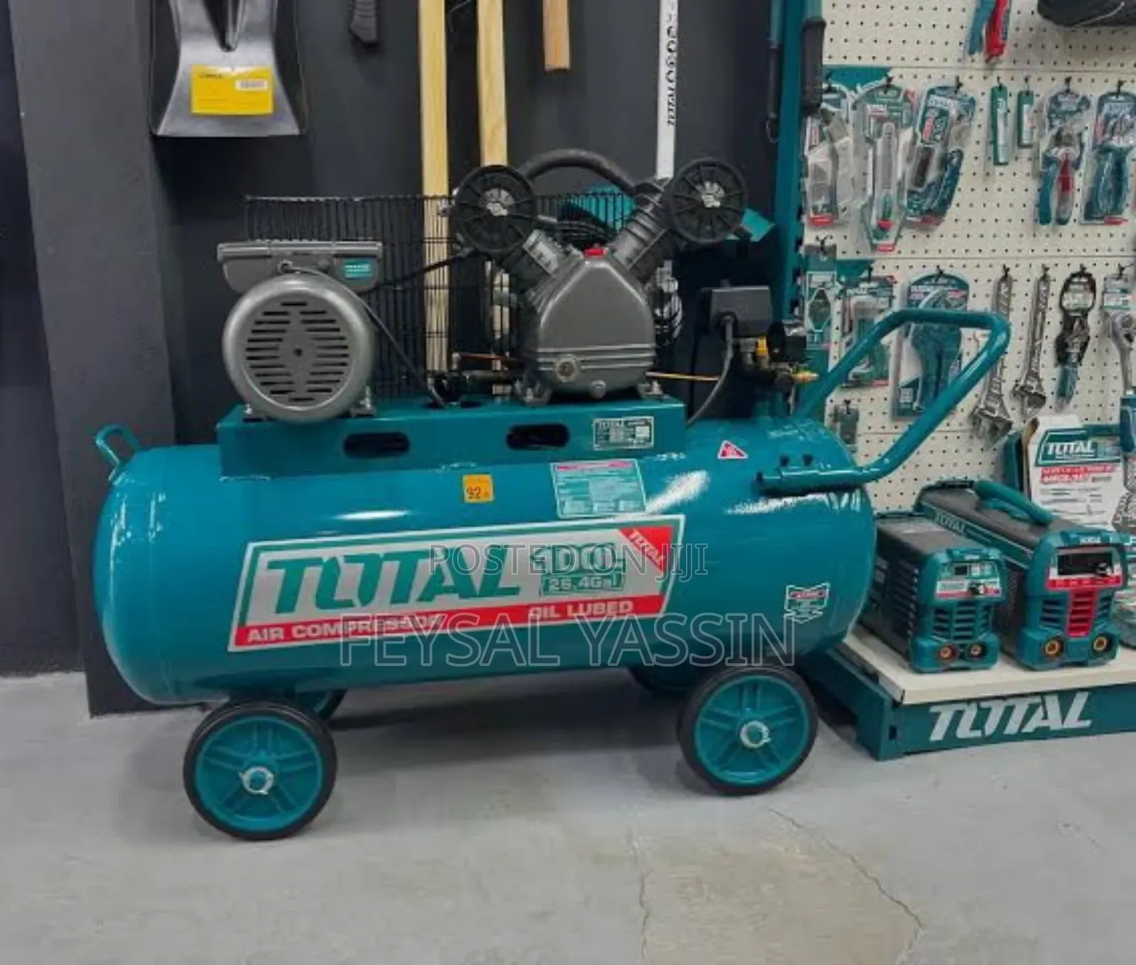 Total Compressor 100l With Chinga