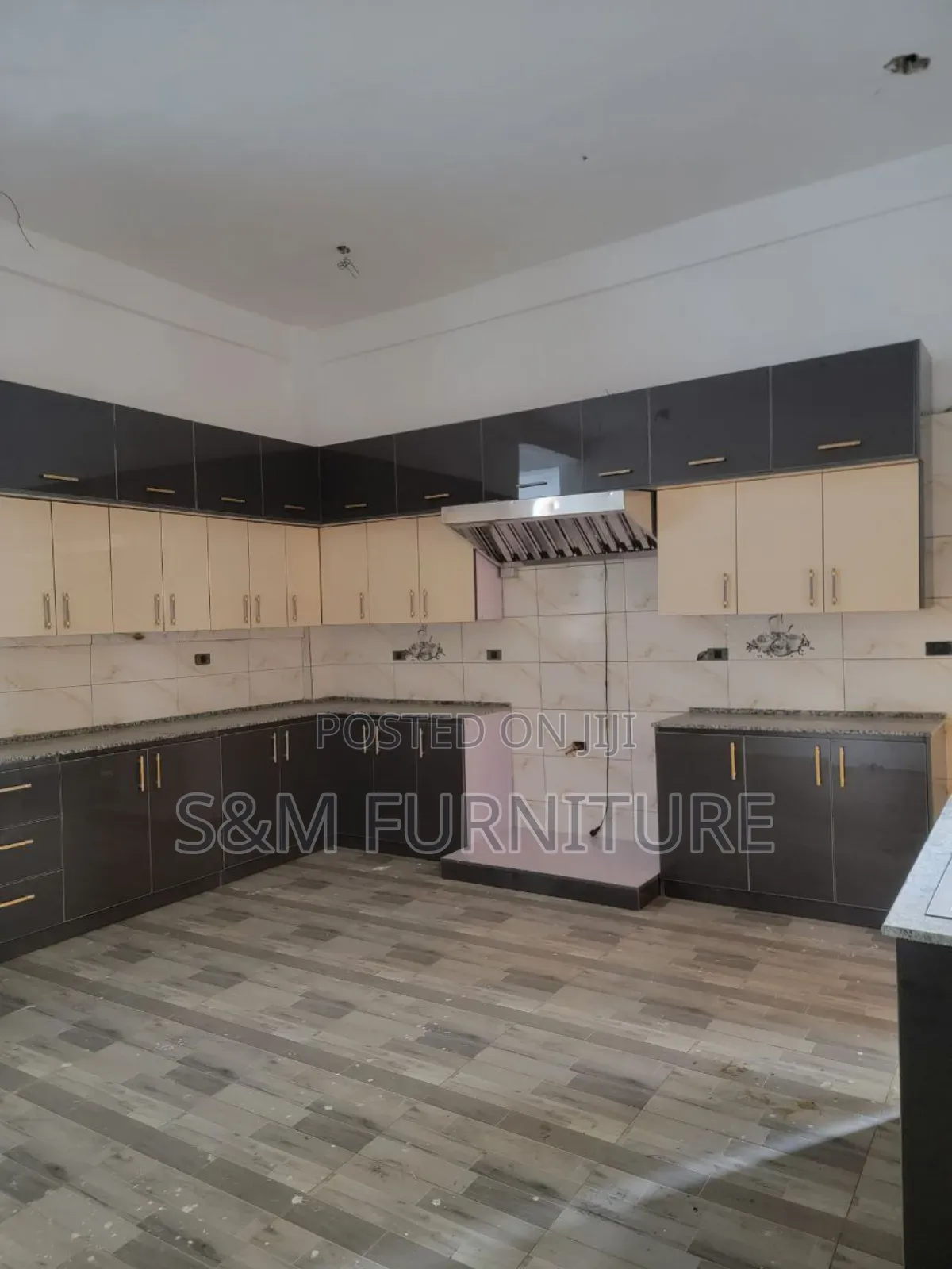 Kitchen Island With the Life of Riley Valued Per M^2.