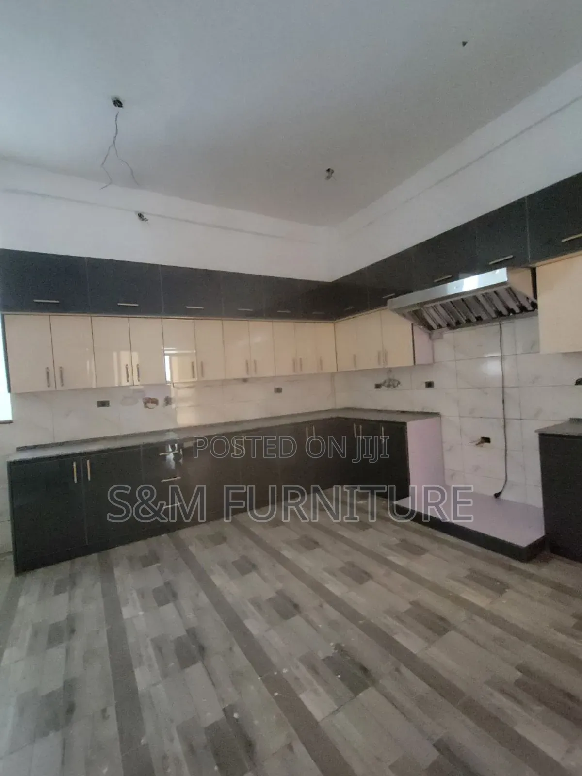 Kitchen Island With the Life of Riley Valued Per M^2.