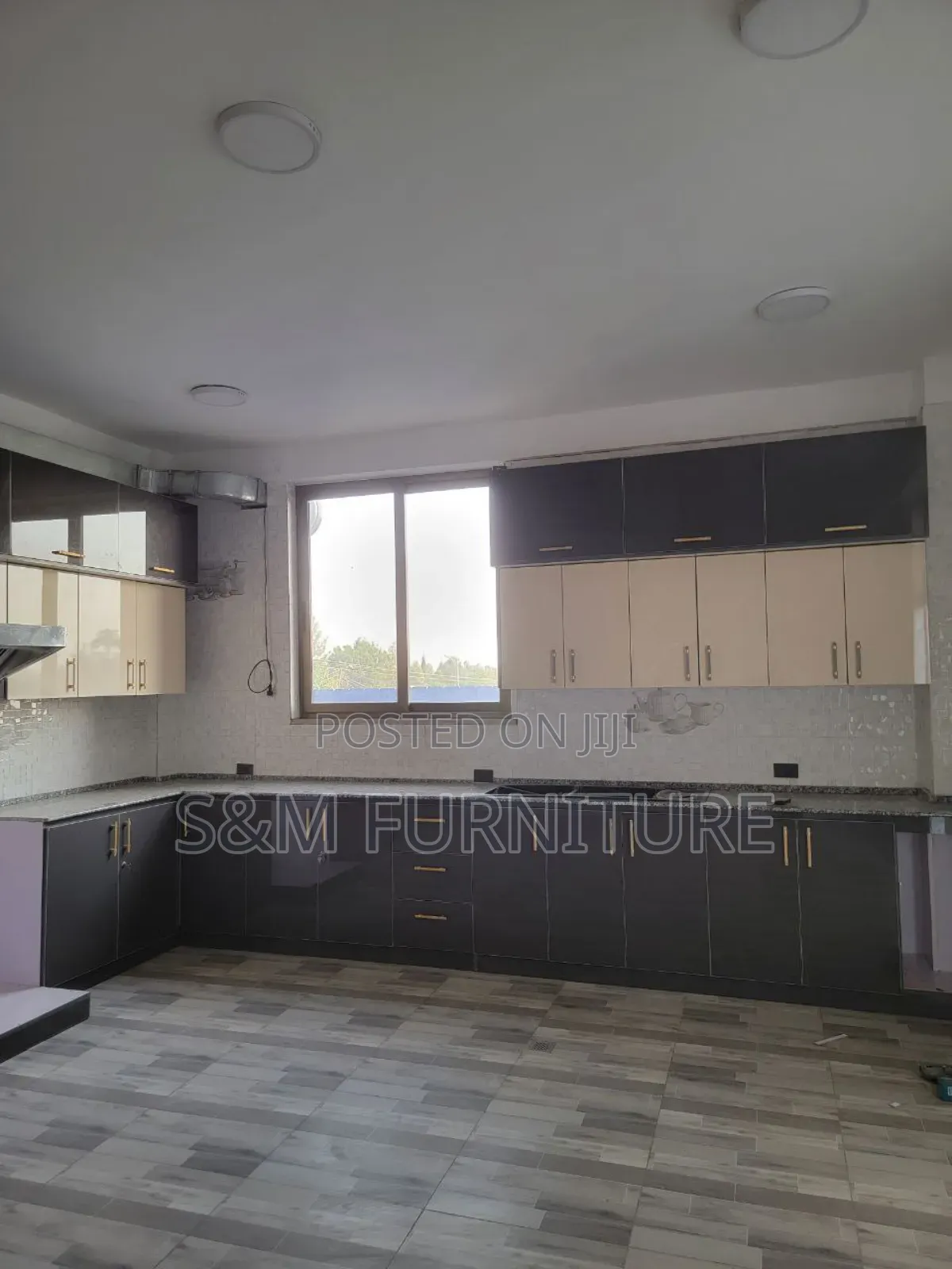 Kitchen Island With the Life of Riley Valued Per M^2.